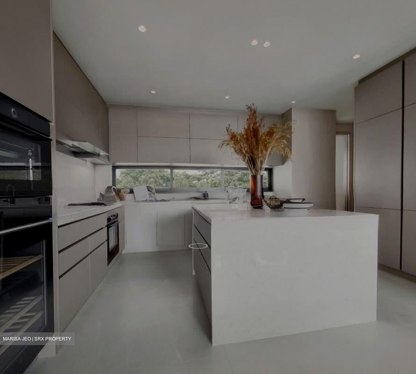 Watten Estate Road (D11), Condominium #554754391